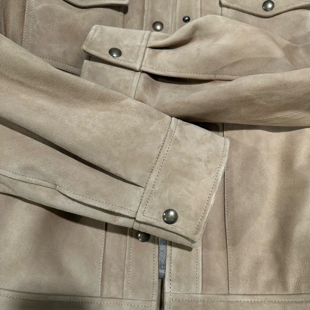 Banana Republic Woman’s Beige Goat Suede Military Jacket Size Large.